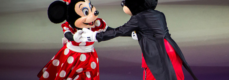 win 4 tickets to disney on ice